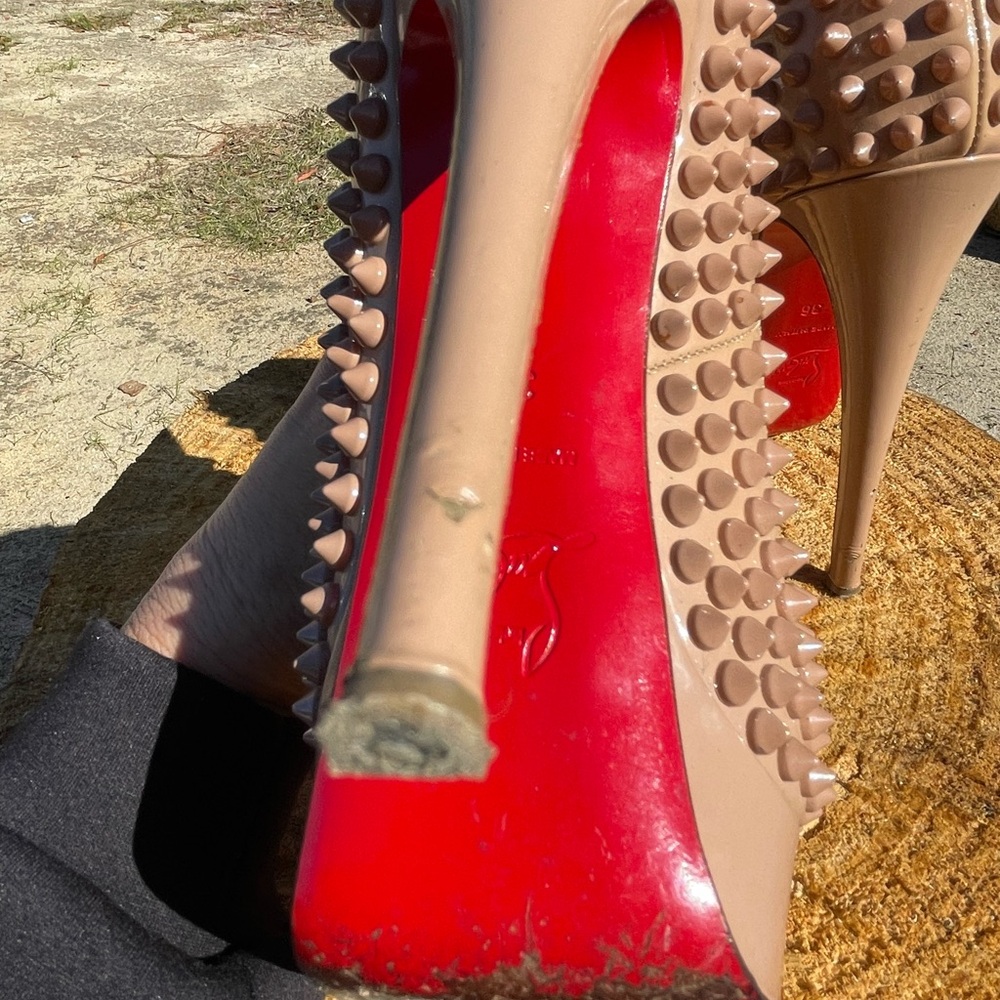 Christian Louboutin Studded Tan Heels - Picture 7 of 11